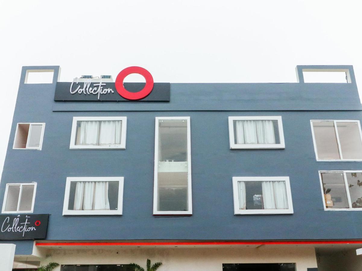Oyo 79355 Collection O Hotel Adona Meenangadi Ngoại thất bức ảnh